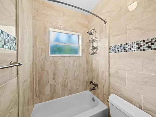 Fort Lauderdale, FL 33301,1640 NE 4th Pl