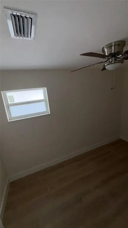 Hallandale Beach, FL 33009,800 Moffett St #01