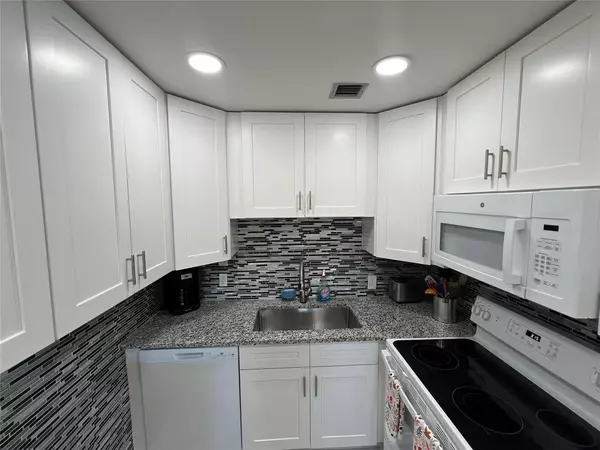 62 Farnham C #62, Deerfield Beach, FL 33442