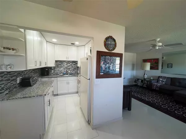 Deerfield Beach, FL 33442,62 Farnham C #62