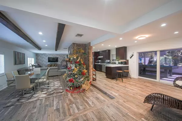 Miami, FL 33184,241 SW 129th Ave