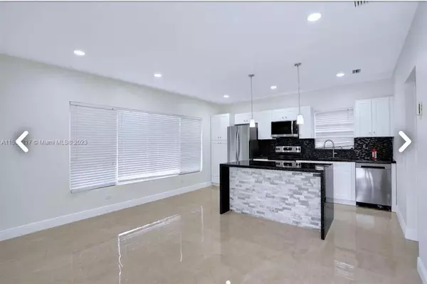 6720 Coolidge St, Hollywood, FL 33024