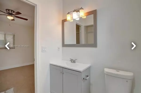 Hollywood, FL 33024,6720 Coolidge St