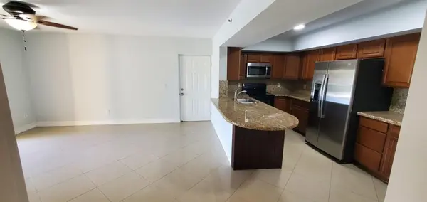 Coconut Creek, FL 33073,5620 NW 61st St #1207