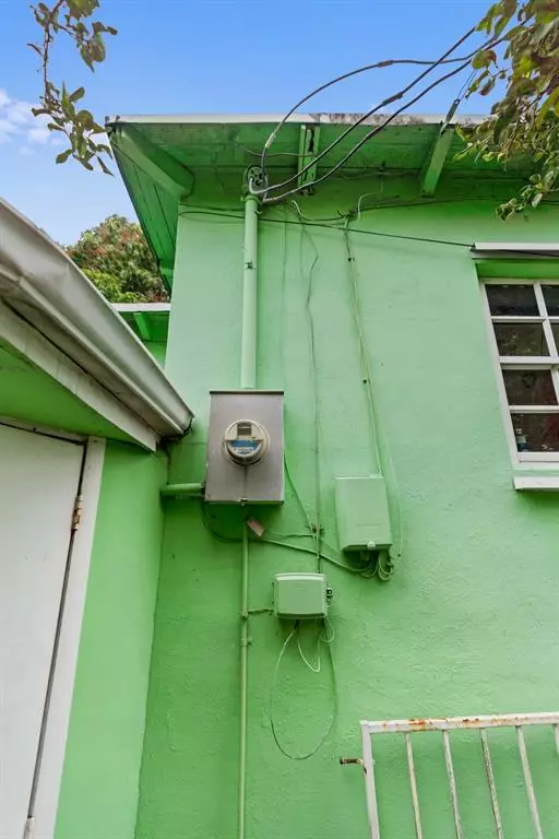 Hialeah, FL 33013,282 E 55th St