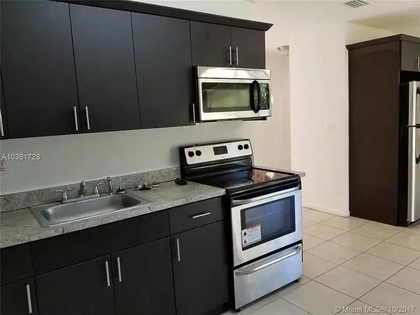 Fort Lauderdale, FL 33311,2711 NW 16th Ct