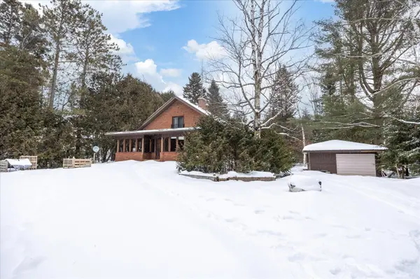 Georgina, ON L0C 1L0,21 Pirita RD