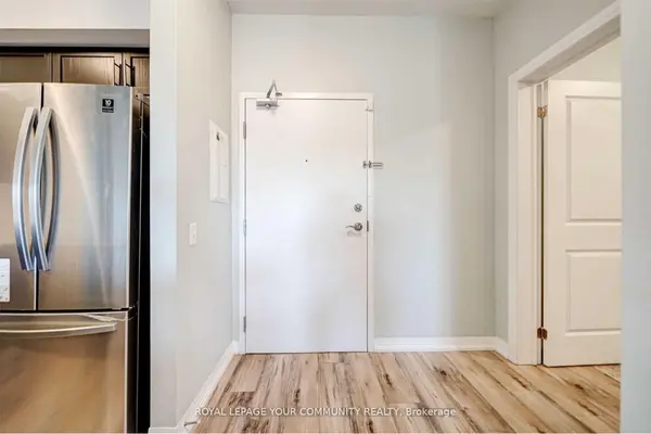 Barrie, ON L4E 1A2,295 Cundles RD #304