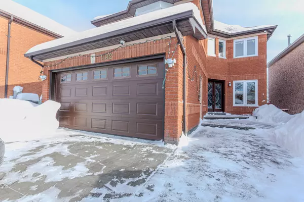 Mississauga, ON L5V 1N7,1192 Dream Crest RD