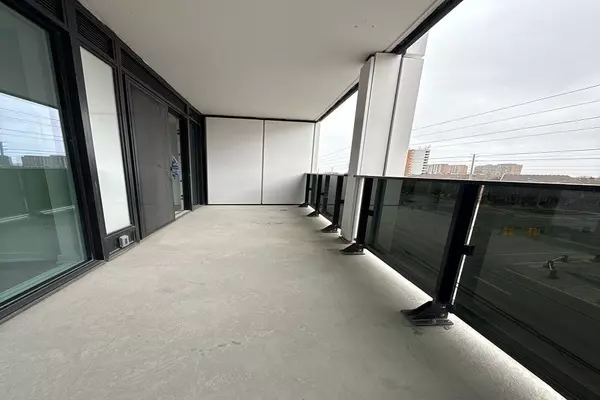 Mississauga, ON L5A 4C6,1 Fairview RD E #517