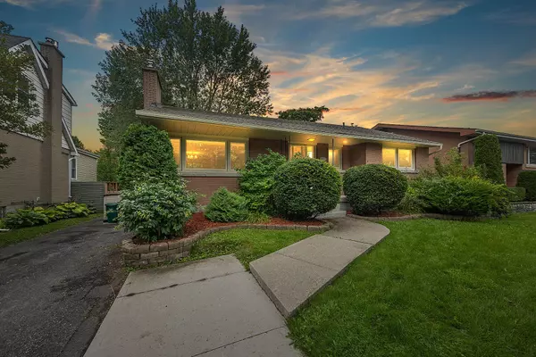 140 LIDDELL CRES, Kingston, ON K7M 2T6