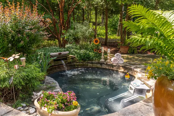 Hamilton, ON L9G 4Z2,34 Harrington PL