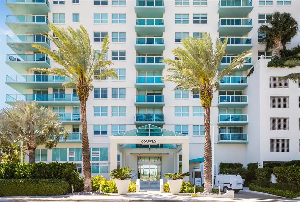 Miami Beach, FL 33139,650 West Ave #2808