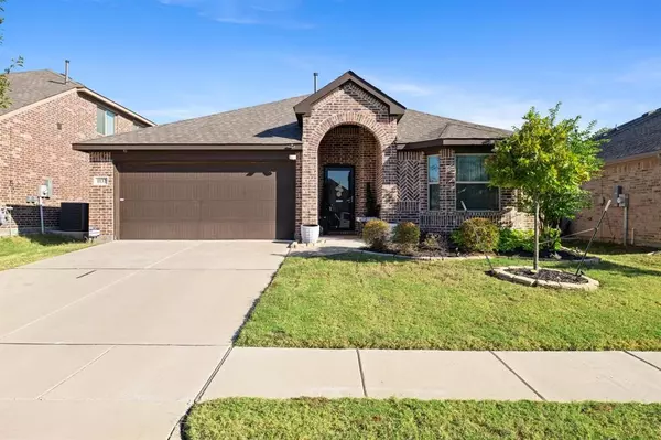 1137 Kingbird Lane, Alvarado, TX 76009