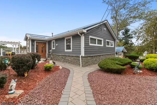 Hopatcong Boro, NJ 07843,64 Ithanell Rd