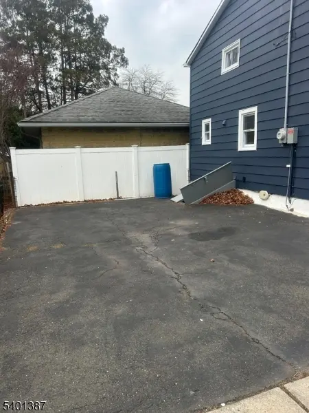 Hawthorne Boro, NJ 07506,396 Rea Ave