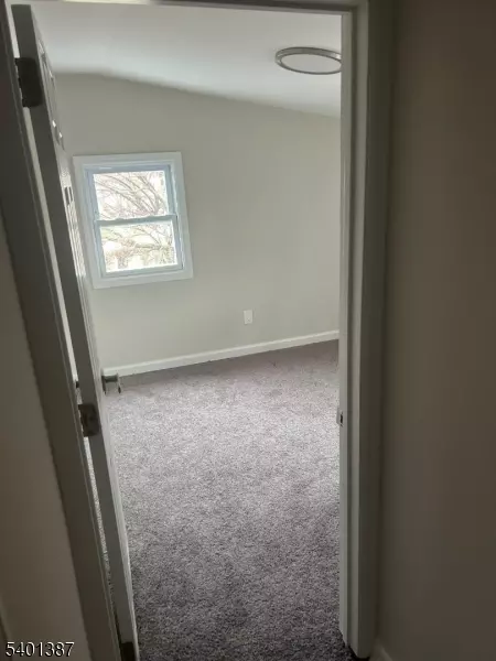 Hawthorne Boro, NJ 07506,396 Rea Ave