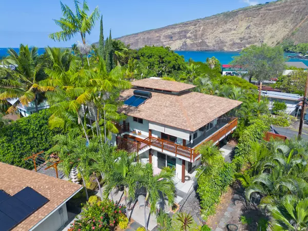 82-6277 KAHAULOA ST, Captain Cook, HI 96704