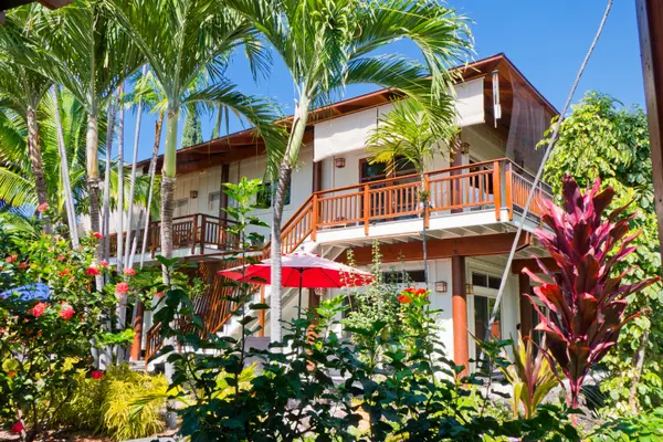 82-6277 KAHAULOA ST, Captain Cook, HI 96704