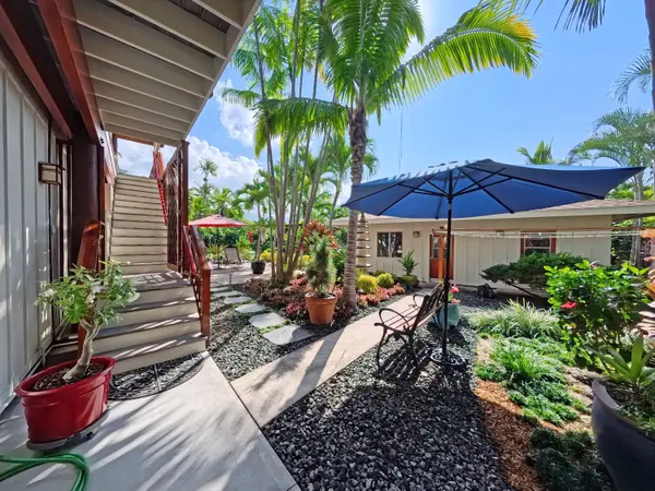 82-6277 KAHAULOA ST, Captain Cook, HI 96704