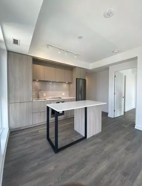 Toronto C08, ON M5V 3P7,130 river ST #1508