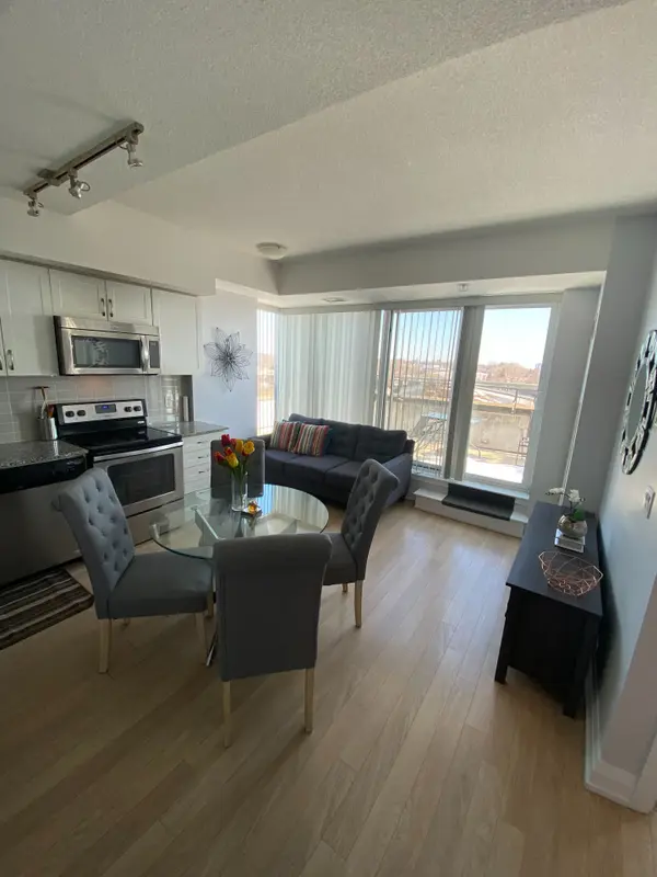 Toronto E06, ON M1L 1E5,3520 Danforth AVE #PH1