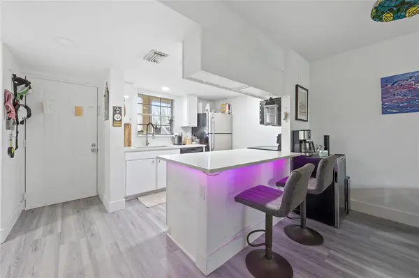 Boca Raton, FL 33433,6332 La Costa Dr #b