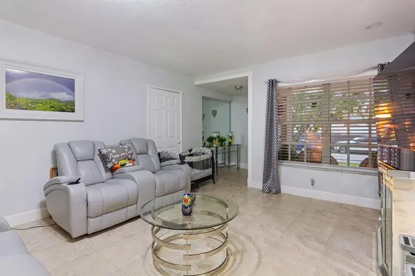 Miami, FL 33177,17211 SW 119th Ct