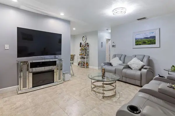 Miami, FL 33177,17211 SW 119th Ct