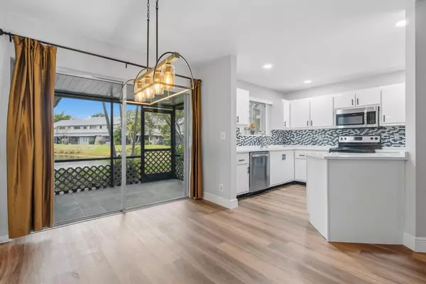 Deerfield Beach, FL 33442,2105 W Discovery Cir W