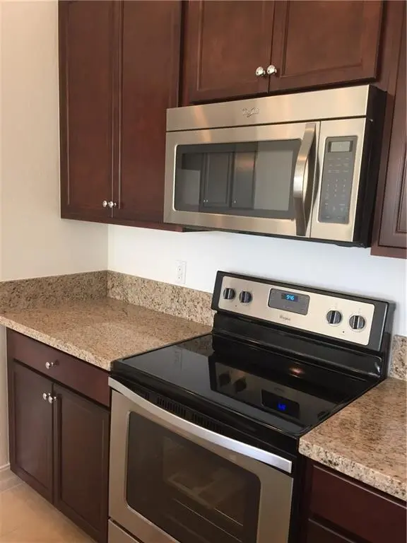 Plantation, FL 33325,176 SW 127th Terr