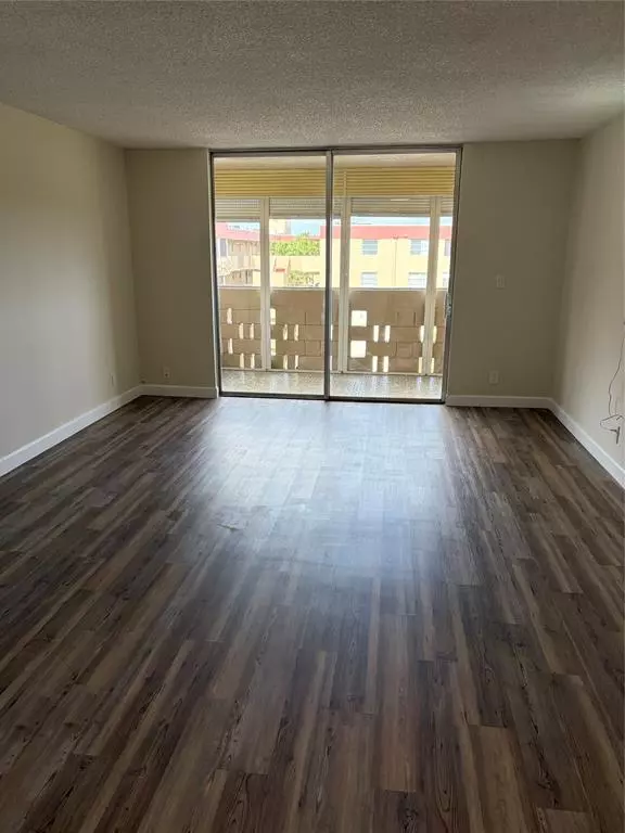 Plantation, FL 33317,408 NW 68th Ave #510