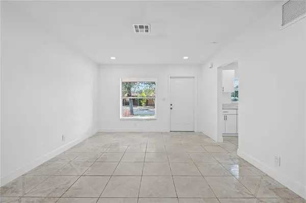 Fort Lauderdale, FL 33311,583 NW 17TH PL #A