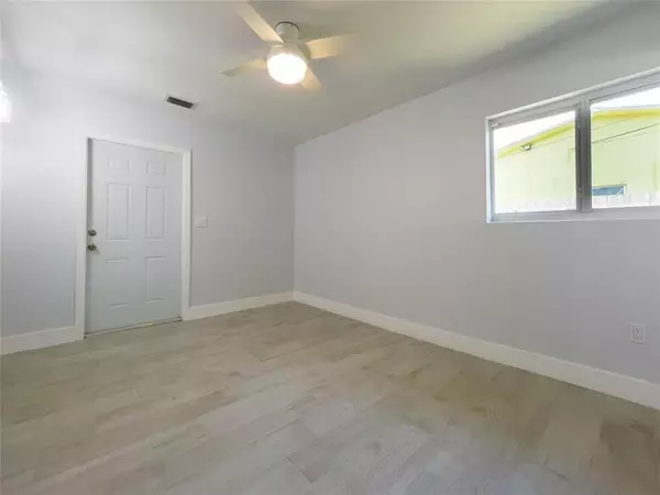 Pompano Beach, FL 33060,833 SW 7th St