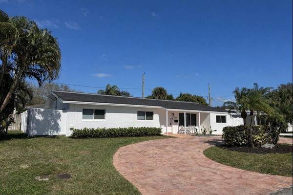 2011 NE 34th St, Lighthouse Point, FL 33064