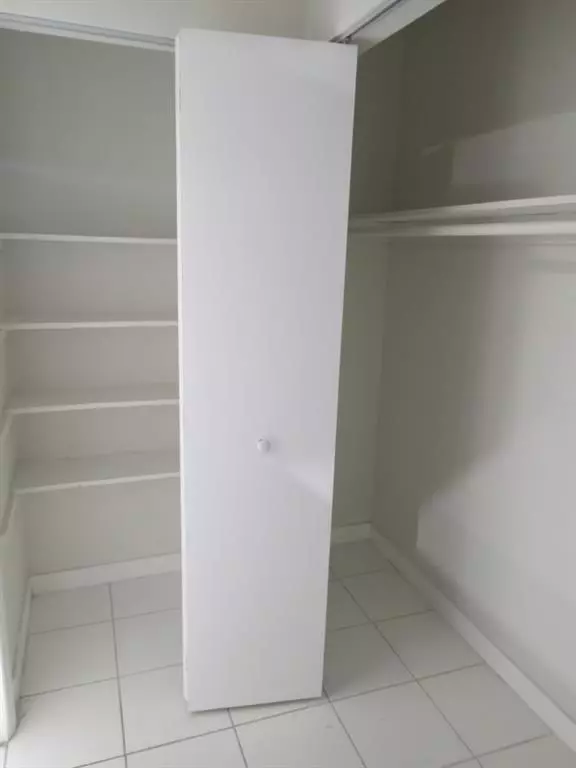 Miami, FL 33169,271 NW 177th St