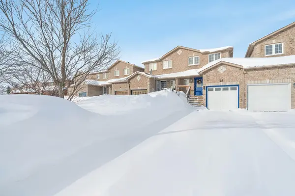 Barrie, ON L4N 0V4,28 Raymond CRES