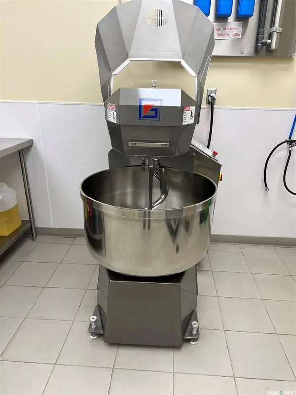 1418 Central AVENUE #1, Saskatoon, SK S7N 2H2