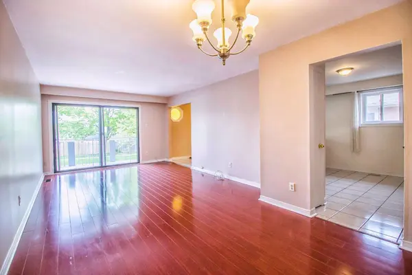 Brampton, ON L6V 3J6,38 Royal Salisbury WAY