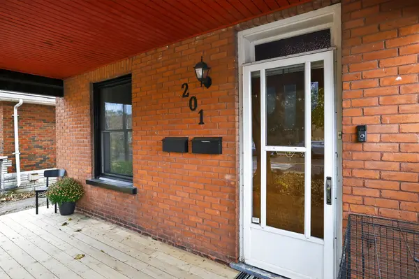 Peterborough, ON K9J 2C3,201 Romaine ST