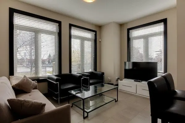 London North, ON N5X 3W1,112 North Centre RD #38