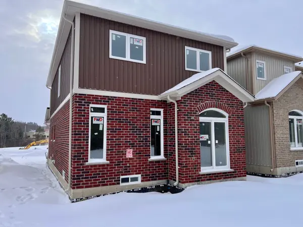 Cavan Monaghan, ON L0A 1G0,34 Coldbrook DR