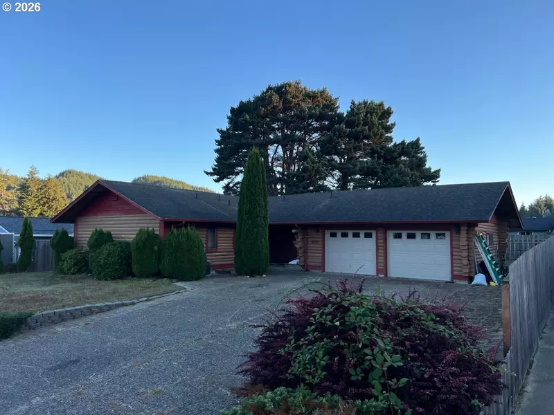 423 CAMELLIA CT, Reedsport, OR 97467