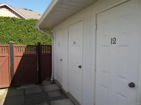 2458 Labieux Rd #14, Nanaimo, BC V9T 3M6