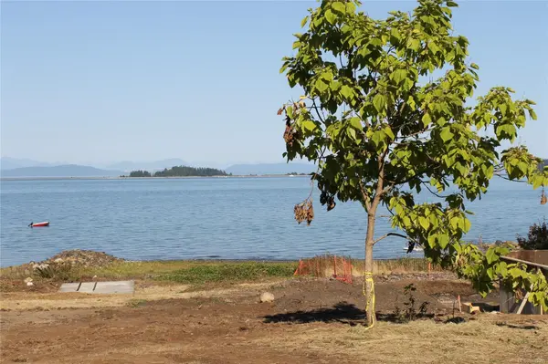 5000 Spence Rd, Courtenay, BC V9N 9S1