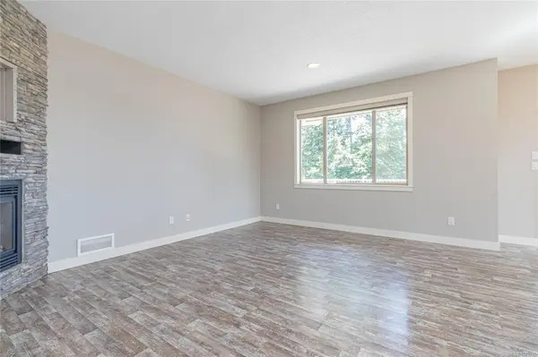 1050 Southwood Dr, Nanaimo, BC V9R 0B2