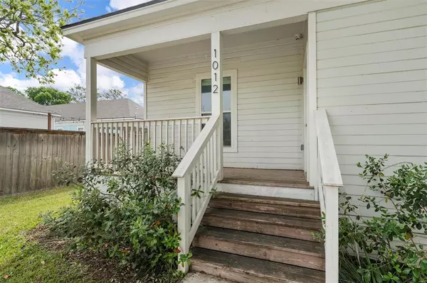 Waco, TX 76706,1012 Burnett Avenue