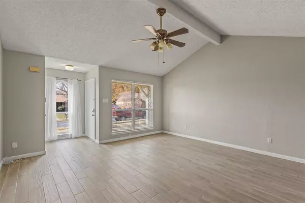 Euless, TX 76039,3002 Penny Lane