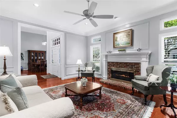 Dallas, TX 75252,6914 Genstar Lane