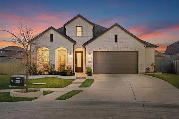 820 Hawks Way, Argyle, TX 76226